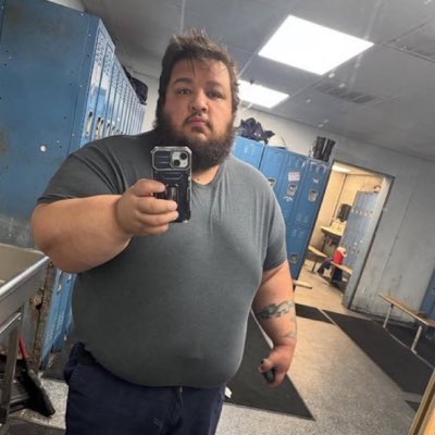 MikeJibson8's tweet photo. #NewProfilePic https://t.co/xWgnpC7bms