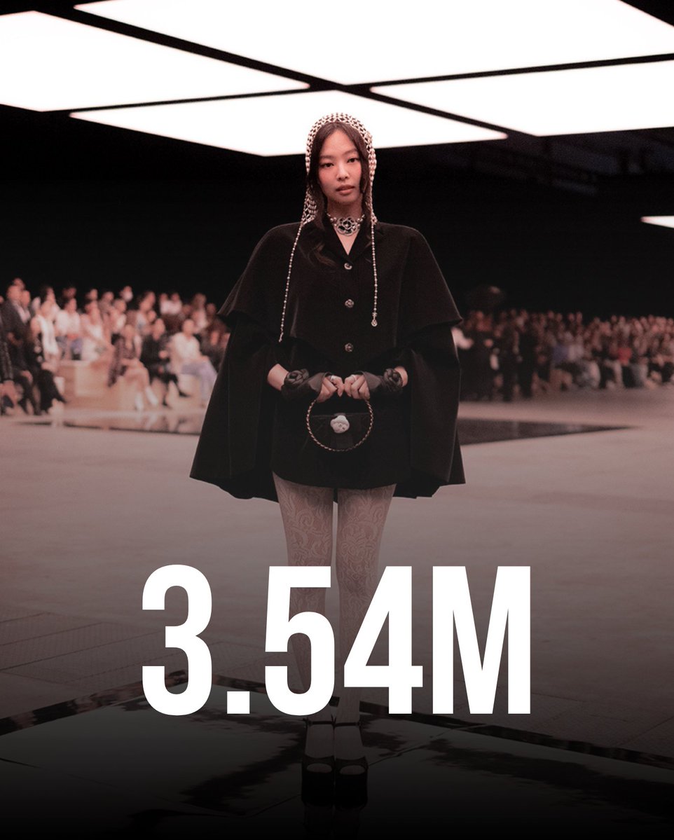ThePopWise's tweet photo. 🏆 All Time Highest Female K-Pop Soloist Lifetime Career Points on Worldwide Apple Music Album Chart Artist Totals:

1 JENNIE — 3.54M
2 IU — 3.44M
3 ROSÉ — 2.92M
4 BAEK YERIN — 2.48M
5 TAEYEON — 2.28M
6 LISA — 1.73M
7 HEIZE — 708K
8 JISOO — 688K
9 JEON SOMI — 642K
10 NAYEON — 551K