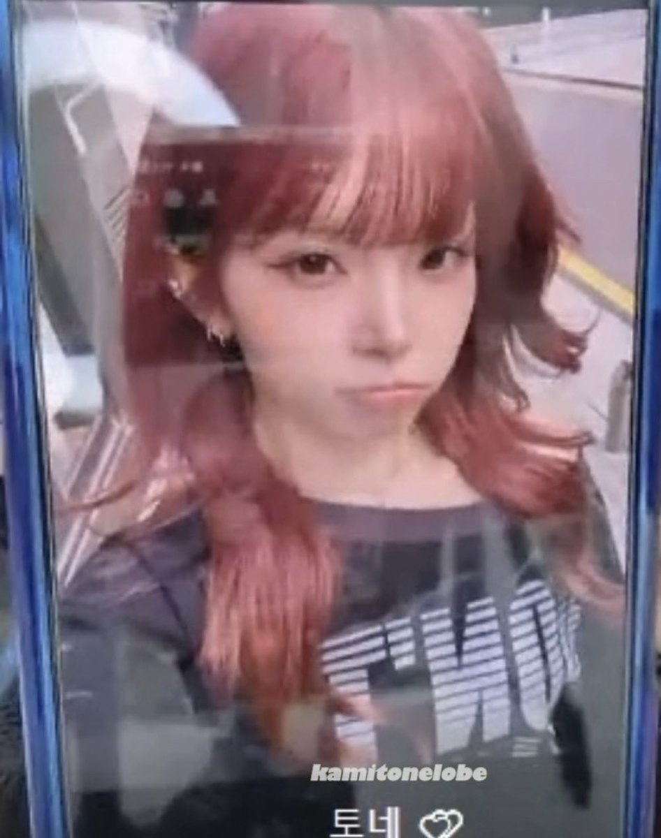 kamitonelobe's tweet photo. 보라색너무잘어울리고,입덕함..
이번주에또염색한다고함!! #코토네 https://t.co/p9ujJWZYwY