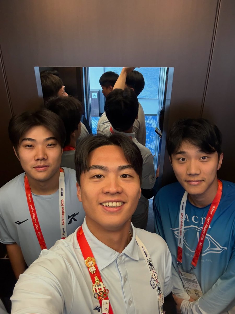 dearbears_ tweet picture