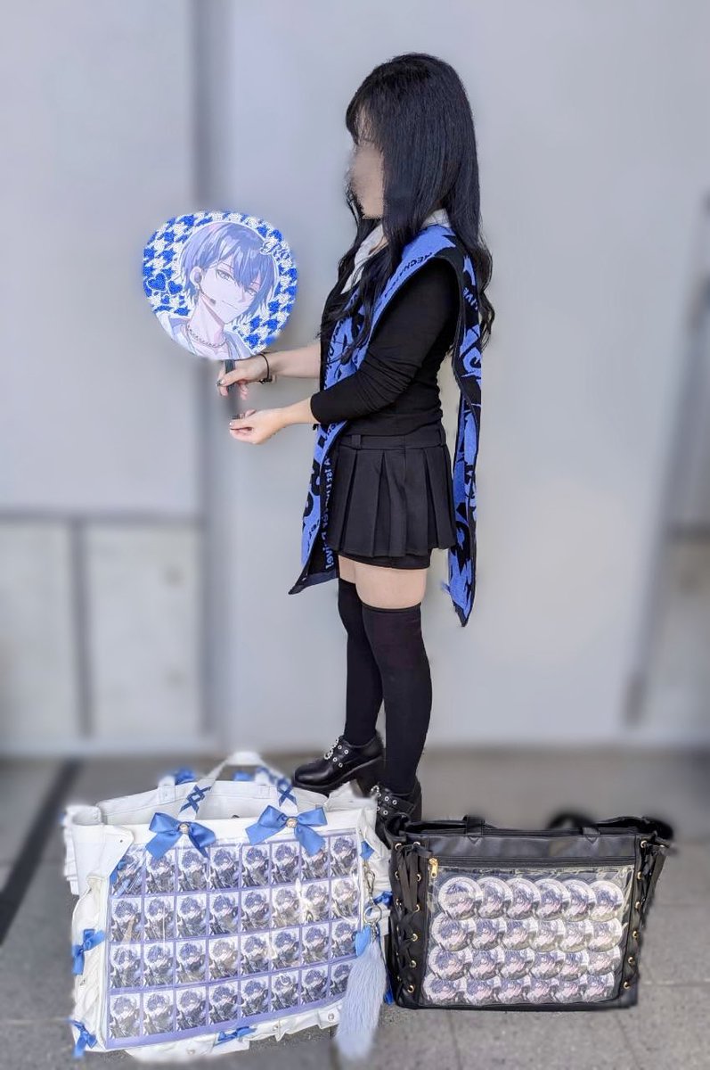 r_o177's tweet photo. 🐺💙 https://t.co/rAgQzFdnrZ
