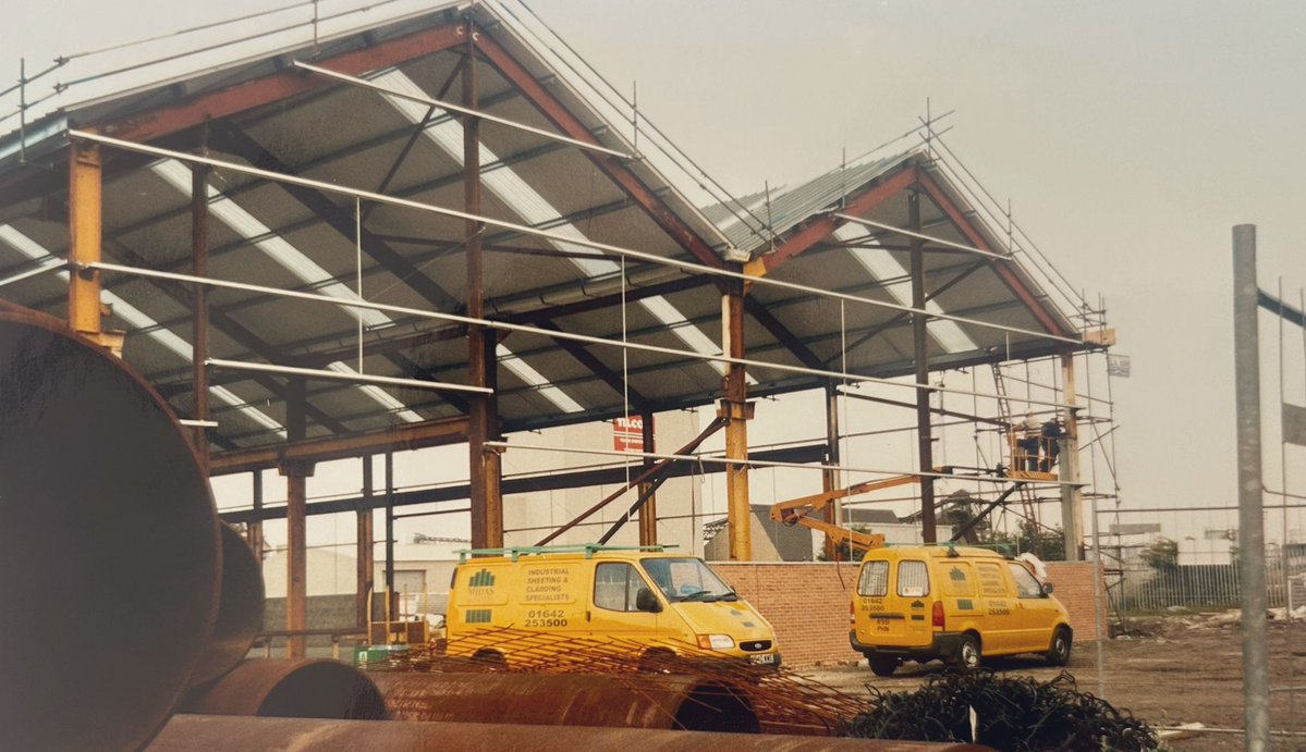 Midas_Cladding's tweet photo. For over 30 years, Midas have been trusted experts in sheeting and cladding. Constructing and restoring projects with top-quality products, expert service, and a safety first approach.

Contact us to find out more:
📞 01642 253 500
📧 info@midascladding.com

#TeamMidas #Cladding https://t.co/CqvrfkdcoA
