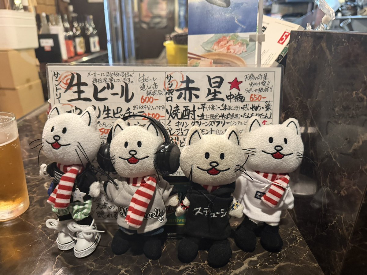 wam_unofficial_'s tweet photo. メニュー表を守るニコル
読ませてちょ https://t.co/KwOp2p3hvJ