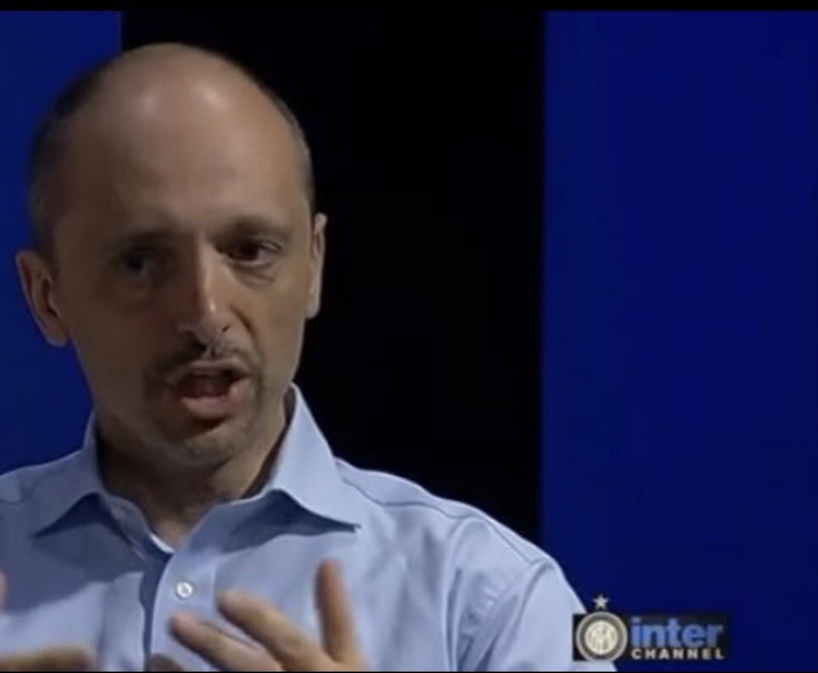 lorerock's tweet photo. @iojuventino @FrancescoOrdine @CosimoBon @capuanogio La linea però è dettata, strano che non sia sul pezzo immediatamente. https://t.co/ZA411KS7tG