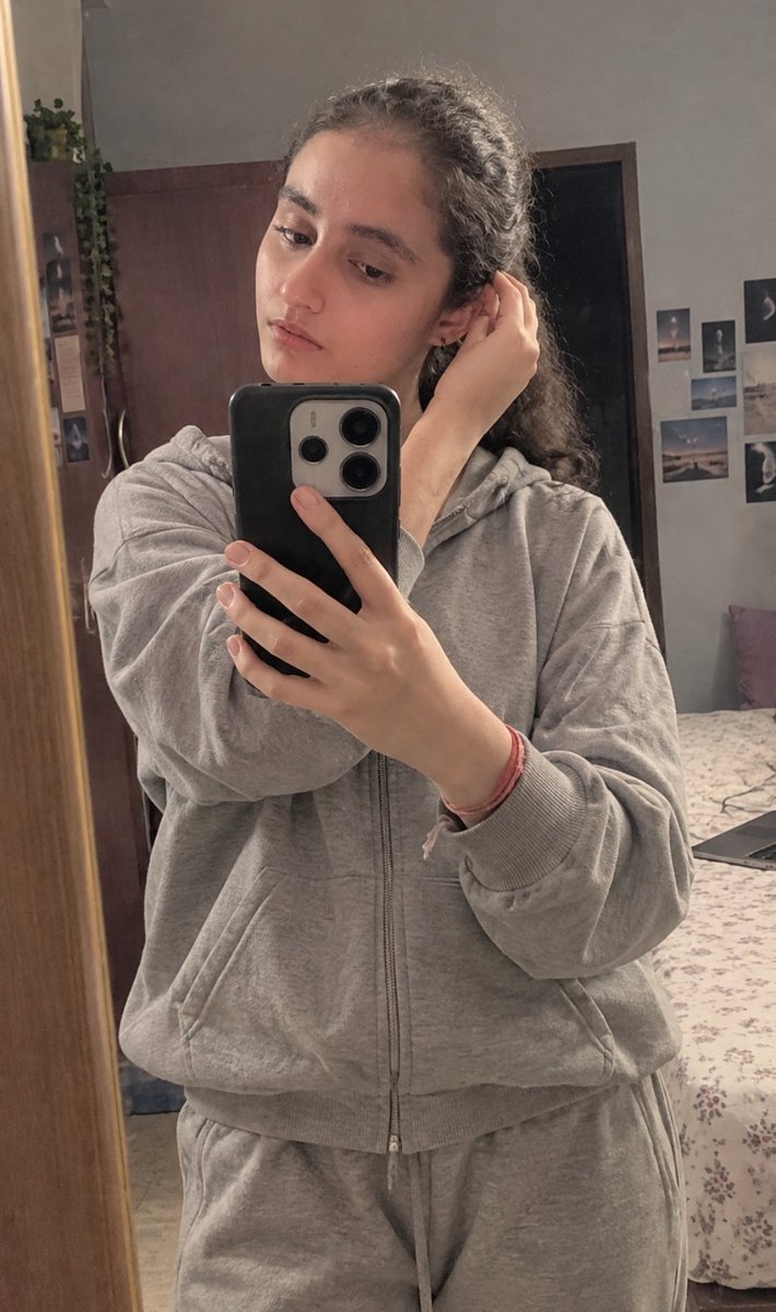 altweetsonx's tweet photo. note to self: recovering from a serotonin slump

> went for a 5-mile morning jog
> light yoga, pilates + meditation
> finished with a 2-hour sauna

the rest was worth it :) https://t.co/vk7RTqxV7g