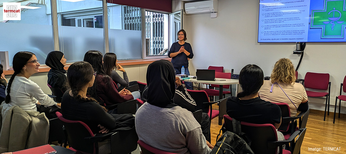 termcat's tweet photo. 🗞️ Nova sessió per al foment de la llengua

Ahir el TERMCAT va dur a terme una sessió del foment de la llengua adreçada a una quinzena d’estudiants de cicles formatius de Farmàcia i Parafarmàcia

https://t.co/3pEERNzB8t https://t.co/wWfjRU7vwr