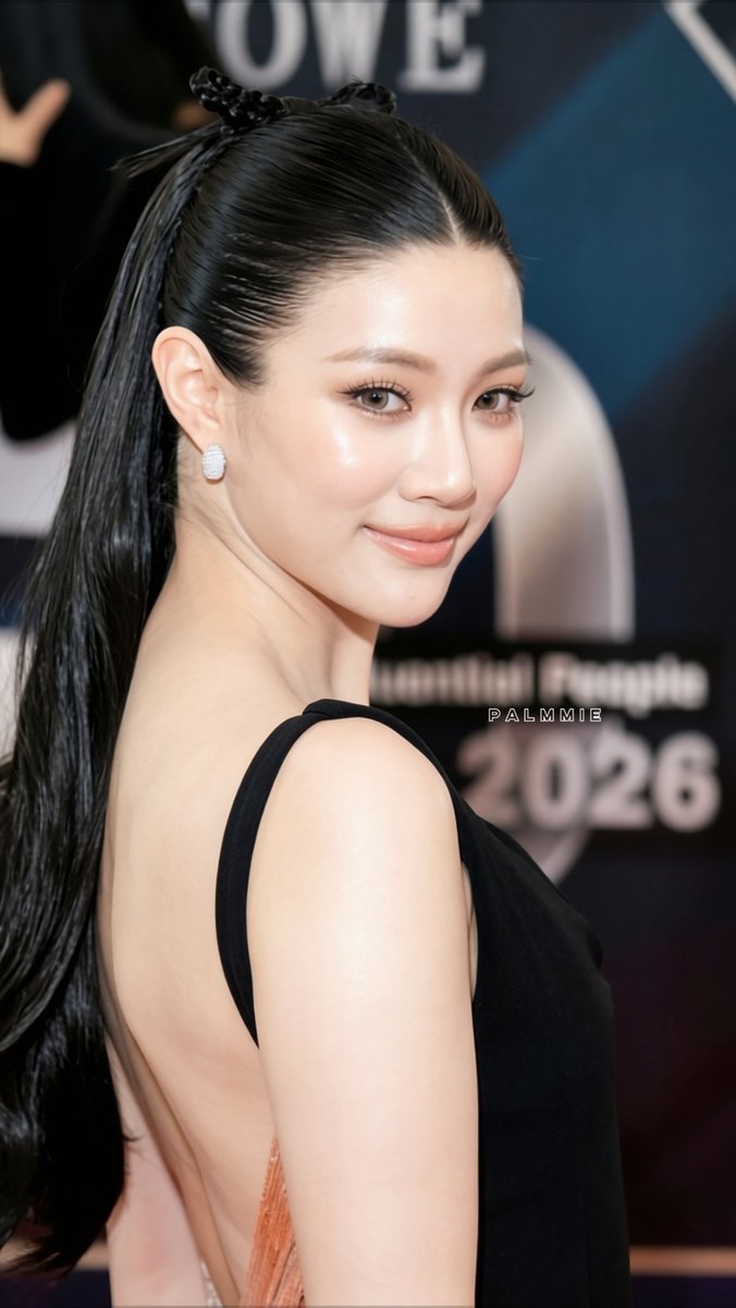 Palmmieme's tweet photo. ถ้าไม่รักจินนี่ จะให้ไปรักใคร  🫶🫶🫶

GINNY AT HOWE AWARDS
#HOWEAWARDS2026xGinny https://t.co/A0GZoLI7PY