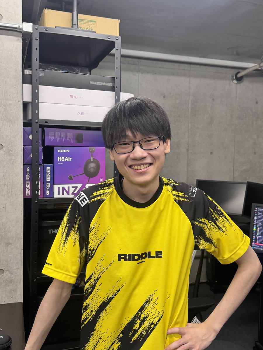 sasamostreet's tweet photo. 過去一嬉しそうなあでりいをプレゼント
おめでとう🥰 https://t.co/D2BwyJ77T5