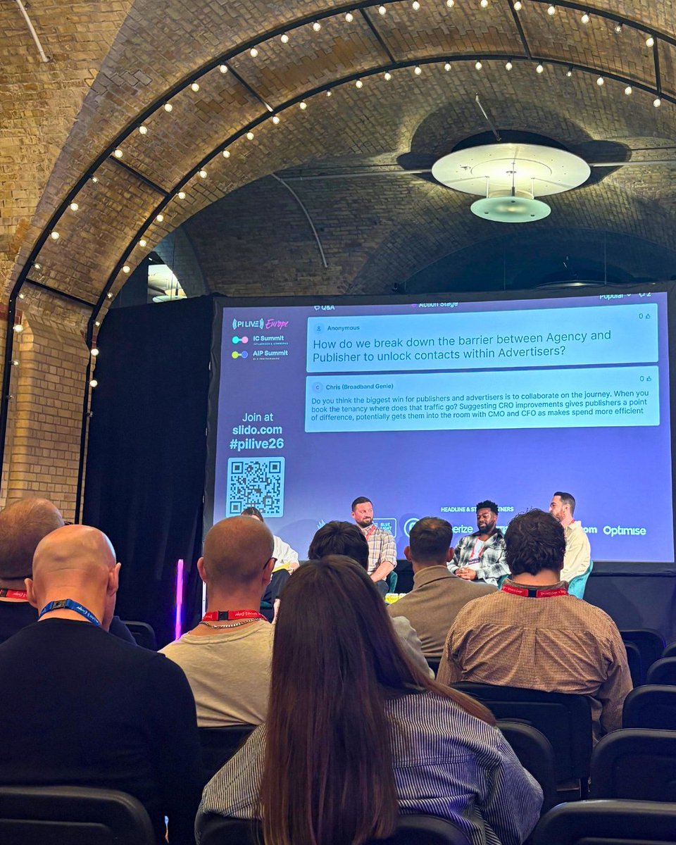 RedbrainGlobal's tweet photo. Redbrain is out in force at #PILIVEEurope! AI is changing how people shop. The question is: what do retailers need from their partners to keep up? It's what we're focused on every day. Here too? Come and say hello 👋 https://t.co/rJWP7cLurV