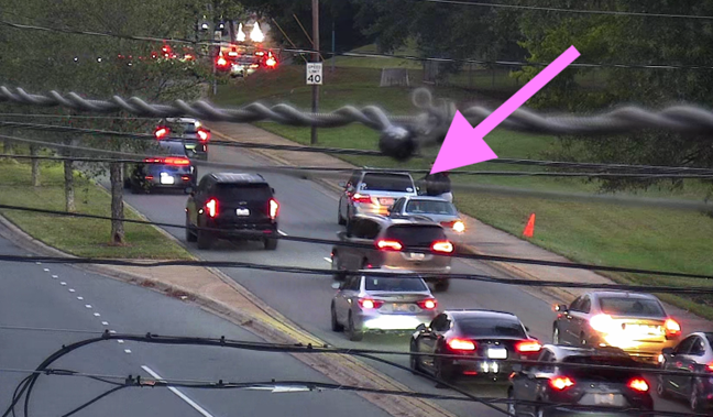 Clt_TrafficGuy's tweet photo. 💥Randolph Rd inbound just past Billingsley Rd. https://t.co/otduXkVLgc