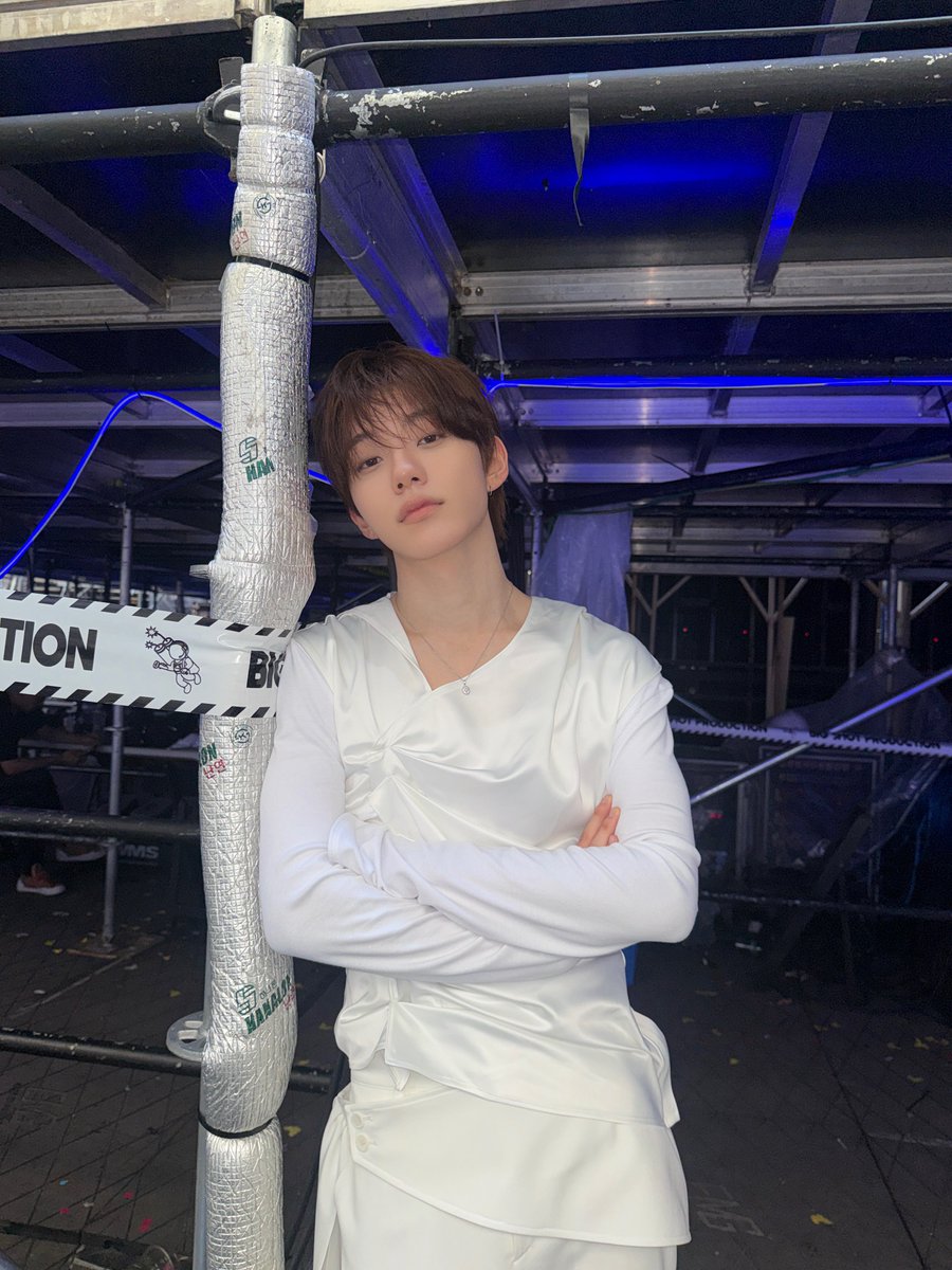 closeyoureyes_7's tweet photo. 👀🤍🪽

#CLOSEYOUREYES #클로즈유어아이즈 
#CYE #클유아 
#256thNote 
#2026TMA #TMA #더팩트뮤직어워즈 https://t.co/PJTUb6q96t