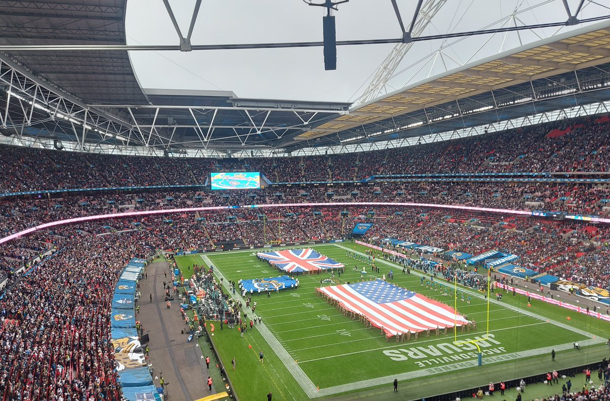 Johnny97finn's tweet photo. Kolme Non League kenttää ja jenkkifudista Wembleyllä https://t.co/M4gERbAXuK