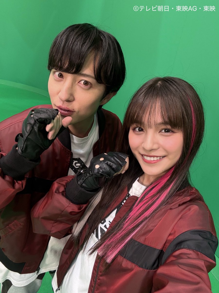 kohana_arisaka's tweet photo. We are インフィニティサポーターズ♾️

角醒ハンター オメガホーン 「ハンターたちの黙秘録」No.13〜時空移転中の資料課〜
でまさかの大佐とアギちゃんが怜慈に変身⁉️

TTFCでぜひチェックしてみてくださいっ！

@supersentai_tvasahi 
#有坂心花 #角醒ハンターオメガホーン #アギ https://t.co/m3Wv3V8o7J