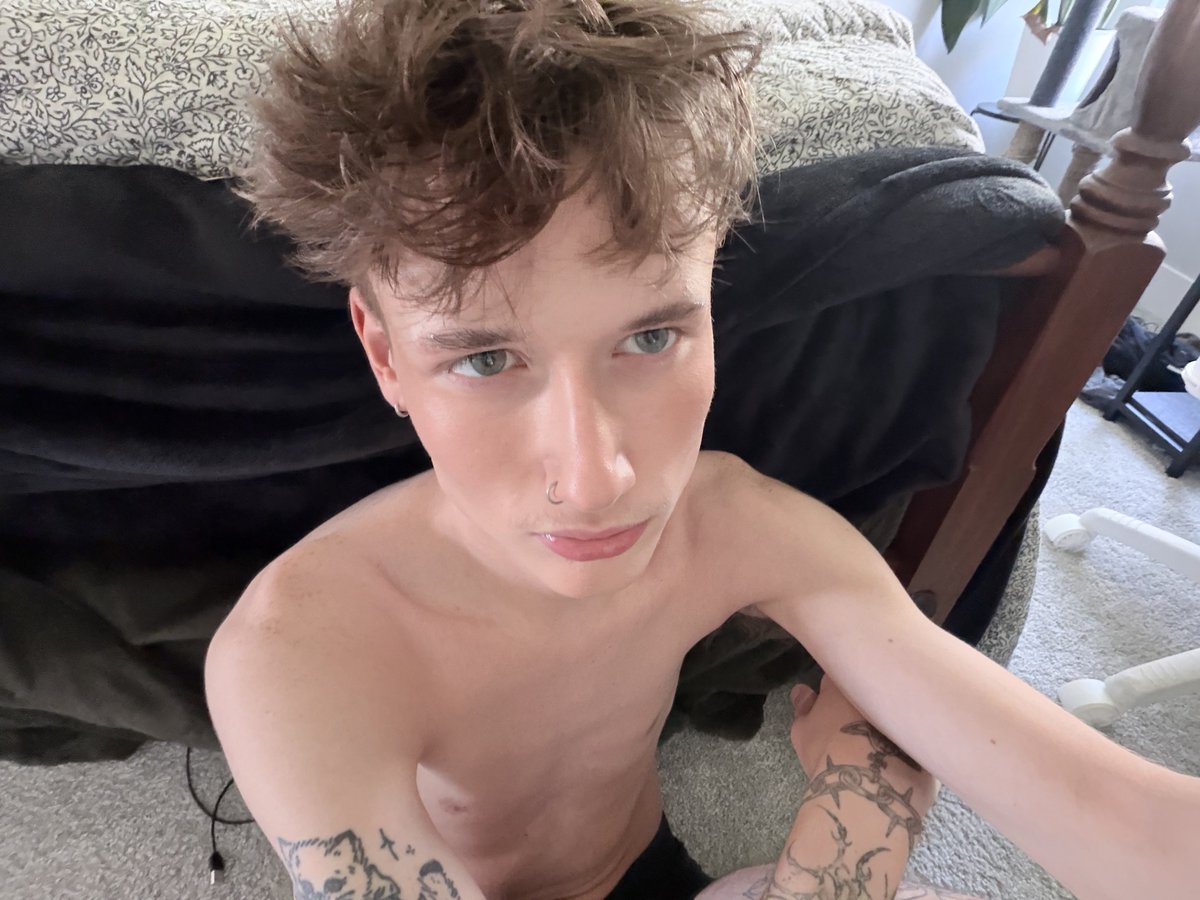 growtallguy's tweet photo. I’m single btw (check cmmnts) https://t.co/xSXeu3ilab