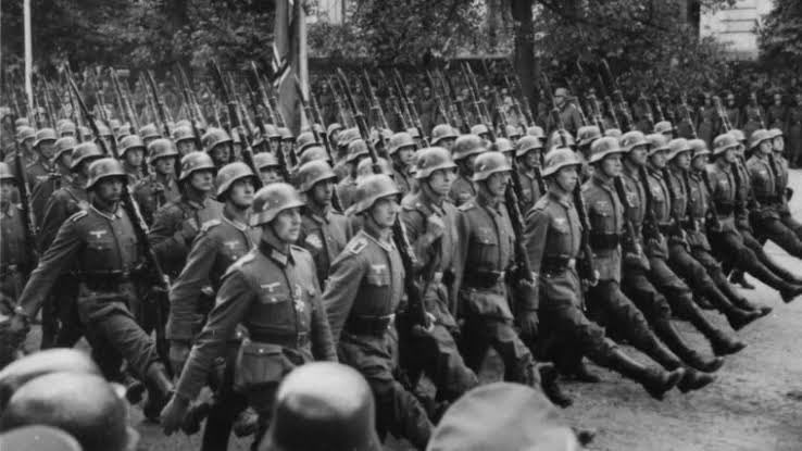 MosleyWaffen's tweet photo. @TruthFairy131 They need to hit the streets like this https://t.co/IYYfqFNfQQ