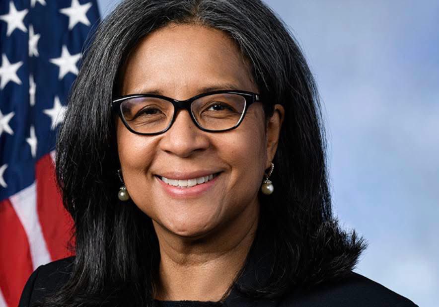 GOP_is_Gutless's tweet photo. Ilhan Omar isn’t alone. About 19 naturalized migrants are currently making our laws in Congress.

They face zero requirement to pass an FBI background check or get a security clearance to access classified documents. They also aren’t required to disclose if they hold citizenship in another country.

Omar’s own citizenship is now under federal criminal investigation. Homeland Security Investigations raided her D.C. home on Oct. 12, seizing phones, computers, notebooks, and her passport. Sources say the probe centers on possible false statements about her age or her late father’s 2000 naturalization paperwork.

Foreign-born members of Congress include:
Hirono (Japan), Moreno (Colombia), Krishnamoorthi (India), García (Mexico), Spartz (Ukraine), Thanedar (India), Omar (Somalia), Espaillat (Dominican Republic), Giménez (Cuba), Vindman (Ukraine), Ciscomani (Mexico), Torres (Guatemala), Carbajal (Mexico), Ruiz (Mexico), Garcia (Peru), Kim (South Korea), Lieu (Taiwan), Jayapal (India), Strickland (South Korea).
(Cruz and Bennet were U.S. citizens at birth through American parents.)

Should someone not born in the United States—or to American parents—be allowed to serve in Congress?
#IlhanOmar #Congress #Immigration