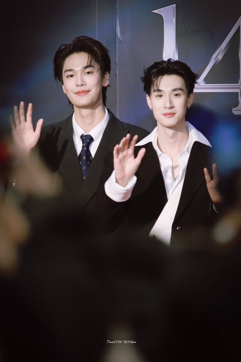 Time2706_1800's tweet photo. •201069• คนบ้าไส้ดิบเดรสไปเลย ร้อยแปดกับร้อยเก้าห่างกันขนาดนี้เลยอ่อวววว😳🫨
——

#HOWEMAGAZINE
#HOWEAWARDS2026
#DewTee | #ดิวธี https://t.co/iSnkYNB9wb