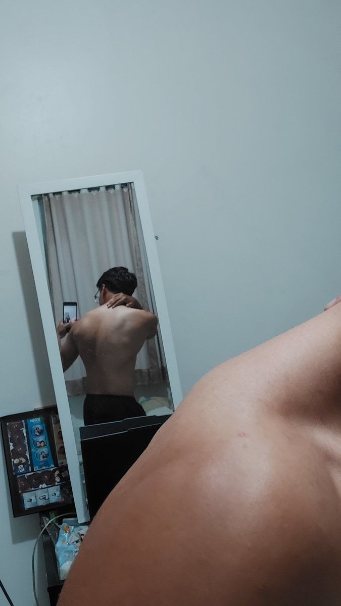 daffafahrz's tweet photo. Weighted pull up 15 kg -> the result https://t.co/joRPO71m8k