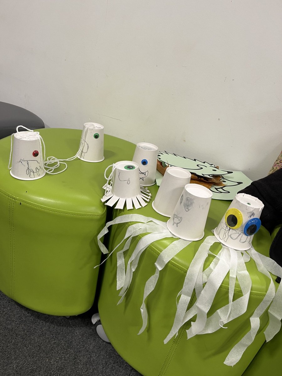MidLibraries's tweet photo. Loanhead Library had a spooktacular time last week with a fun Halloween craft session during the school holidays 🎃👻

A big thank you to everyone who came along. We loved seeing all your spooky creations🧡 https://t.co/T5ZkIwVWeK
