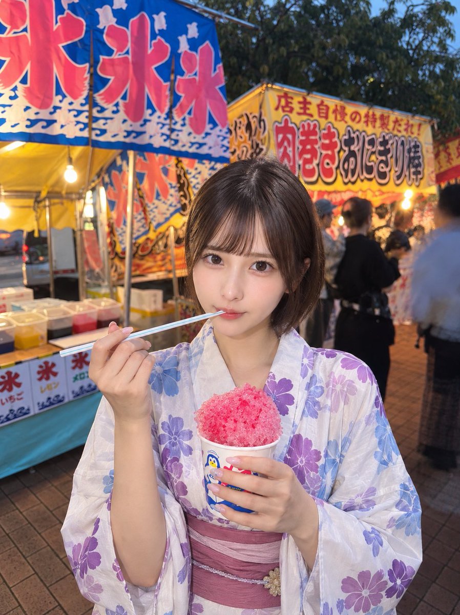 ema_basuke2's tweet photo. 50代の男性って女子大生に興味ありますか…？こっそり教えて♡ https://t.co/Ss4n4iZHCj
