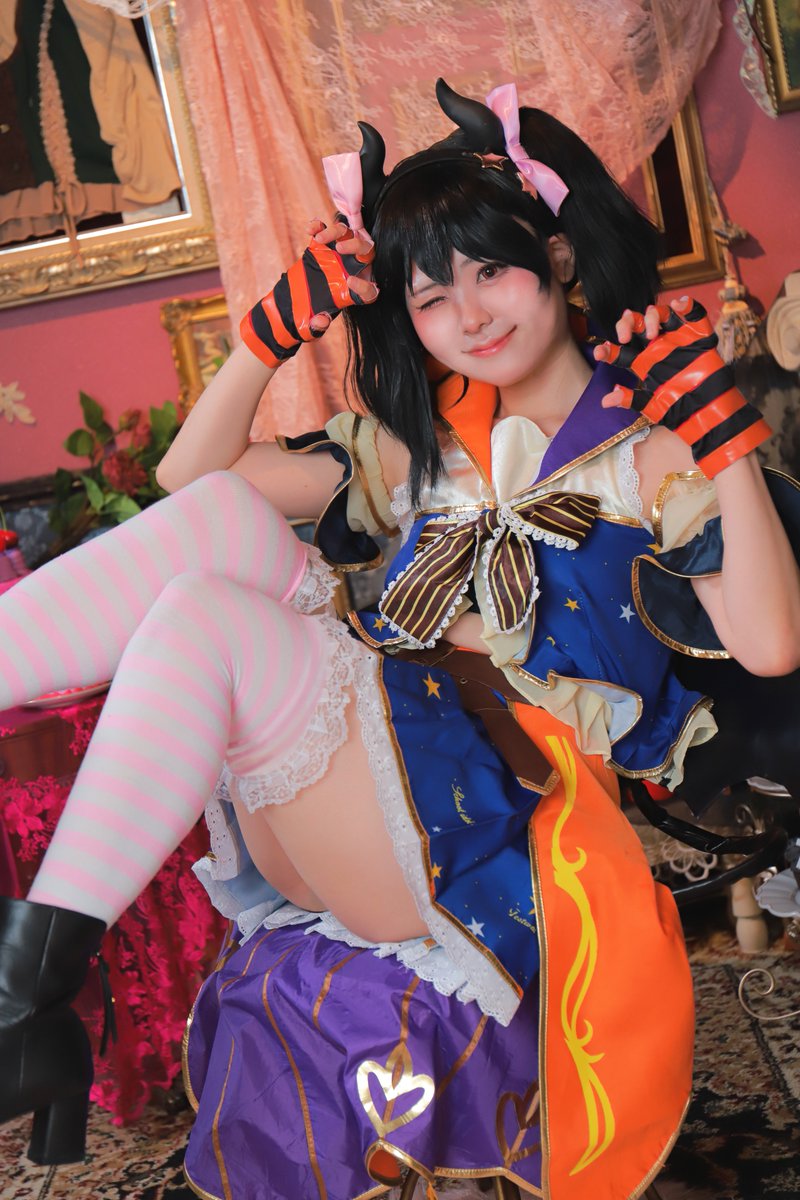 kschan_no_cos2w's tweet photo. 《 #cosplay》
ラブライブ！/矢澤にこ
ハロウィン編覚醒後

🎃

｢イタズラしちゃうぞ♡｣

🎃

Photo📸▶メテオさん(@meteo_san )
Studio ▶ @VioLa_St_yok https://t.co/1iFGh5kTPQ