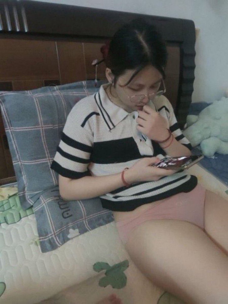 de6qei's tweet photo. ขี้เกียดอาบน้ำจังเลยทำไงดี @grok https://t.co/s7MvmoJXuO