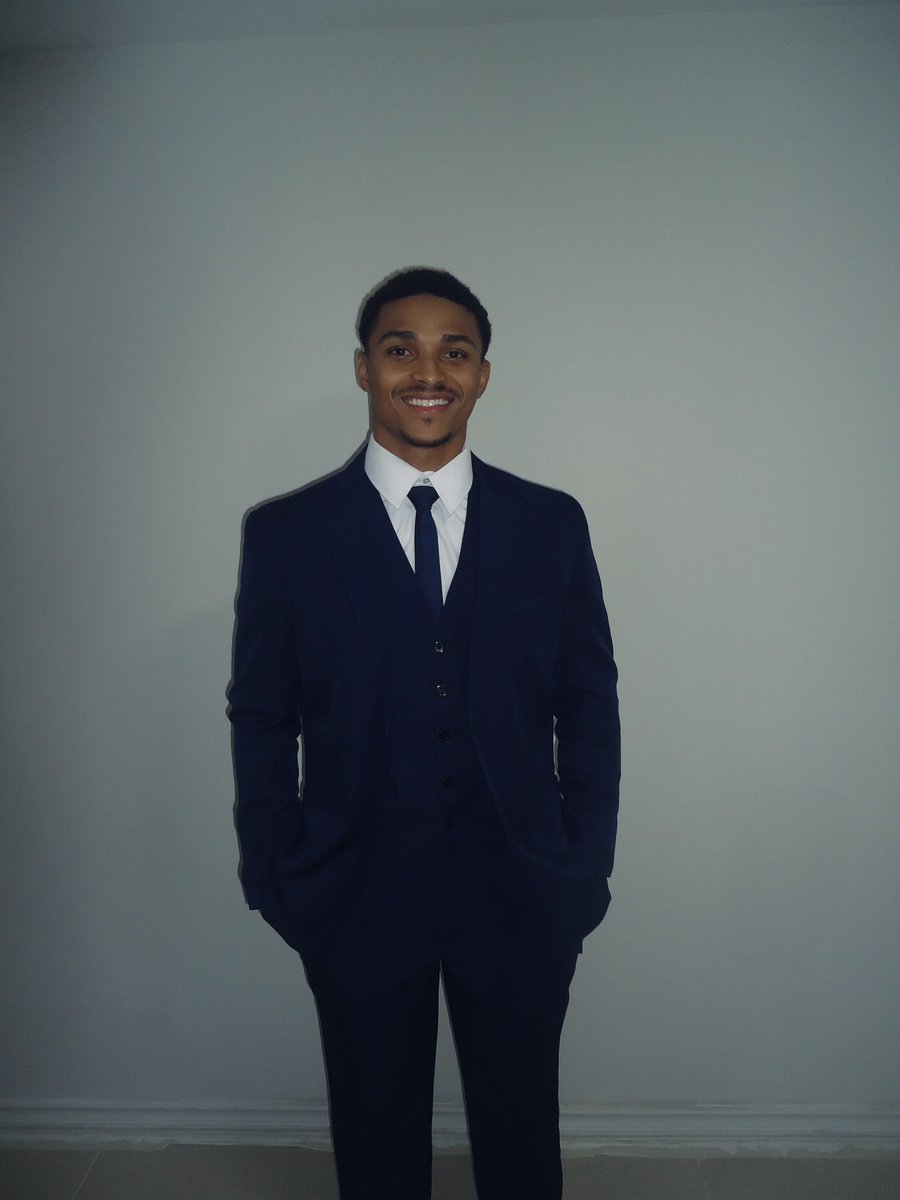 alexassisca's tweet photo. 🤵🏾‍♂️ https://t.co/ZDSmwIlmwx