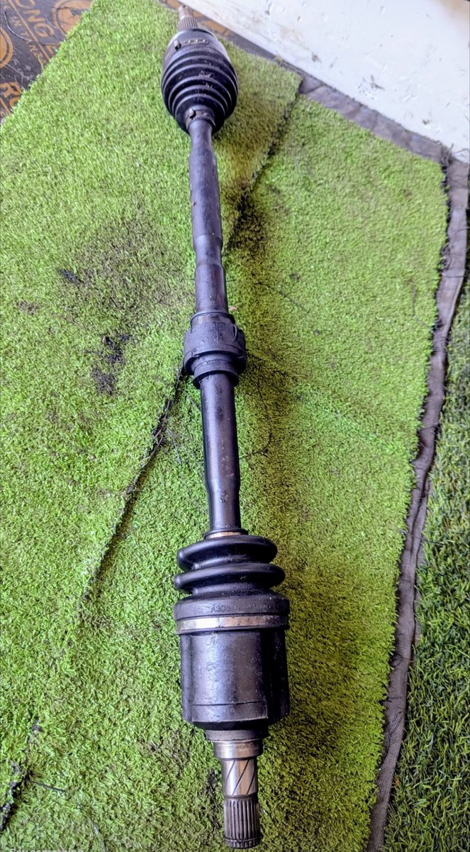 hk_jome's tweet photo. 🔧 DRIVE SHAFT 
🚗 MITSUBISHI OUTLANDER 

💰 PRICE: TSh 200,000

📞 WhatsApp/Call: +255 7444 5 8881
📍 LOCATION: ILALA, DAR ES SALAAM https://t.co/HwkEQLoBUP