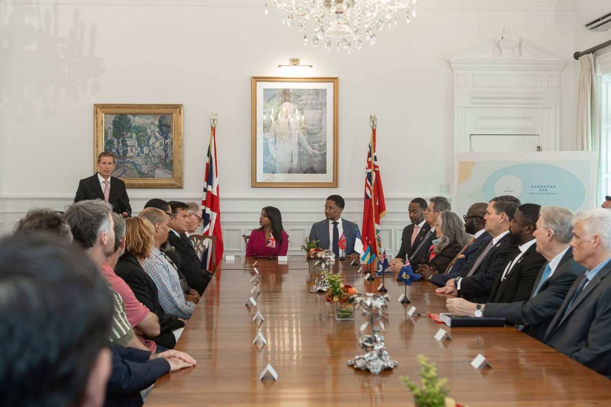 Uma_Kumaran's tweet photo. The ocean connects us all, and protecting it is a responsibility we share. 
 
Protecting our oceans enhances our collective security and ensures that we leave the world in a better place than we found it.  
 
Yesterday’s signing of the Hamilton II Declaration marks an important step in building international support for the conservation of the Sargasso Sea and delivering on our global ambitions for nature and climate. 

@BdaGovernment