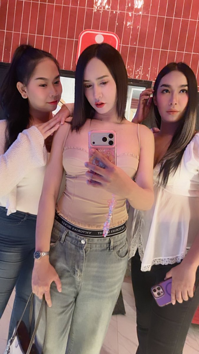 Minrtpr's tweet photo. น้องมา 3 คน 😋🤳📸
#สาวสอง #พระราม3 https://t.co/Z4TGzLsHYH