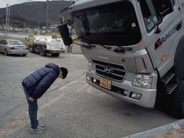 Fredilly's tweet photo. on behalf of the japanese people https://t.co/3MobAC3dBR