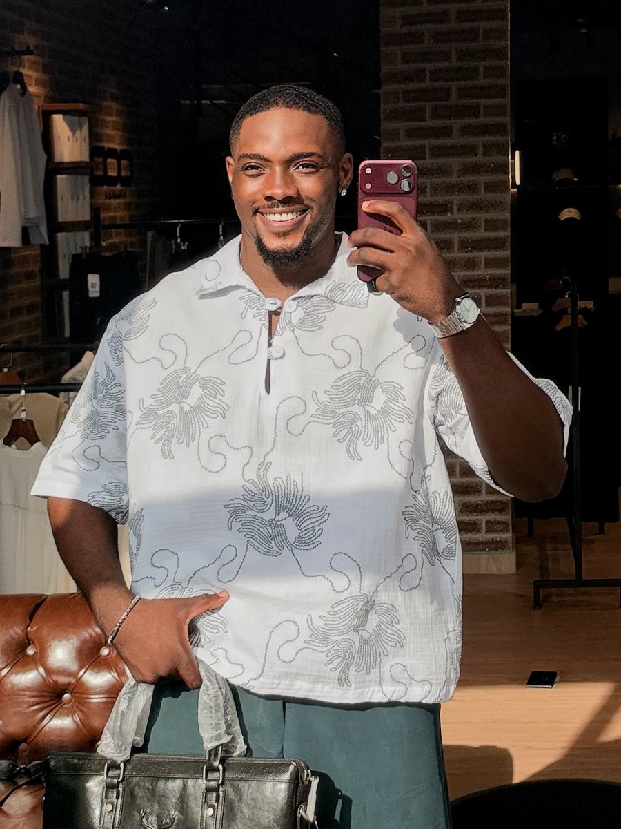 yusuftheactor_'s tweet photo. Hello beautiful people 🤍

#yusuftheactor 
#BBNaija https://t.co/PJQg0ImhMU