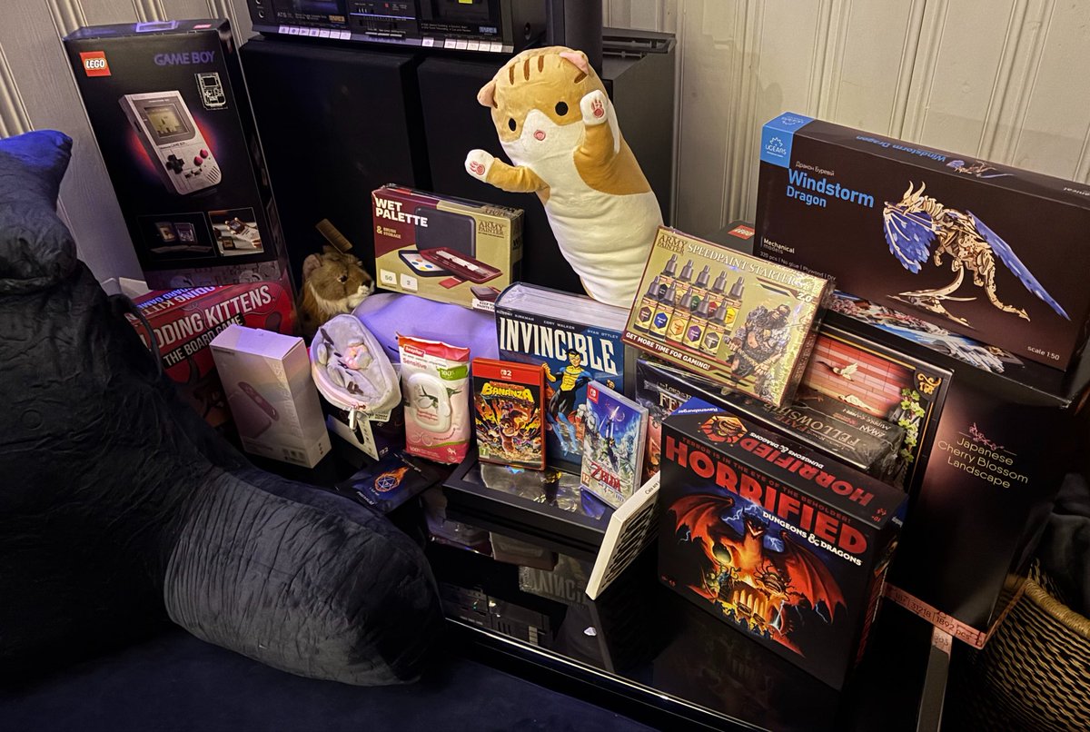 LynxiTwitch's tweet photo. I’ve been so blessed and spoiled by you guys… thank you. The Wishlist was so cleared out and just wow. I read every note and it’s helped me so much through this past month ❤️ people have asked about gifts for Tom so we have updated the list to include stuff for him now too 🥹 https://t.co/APzoEeWlnG