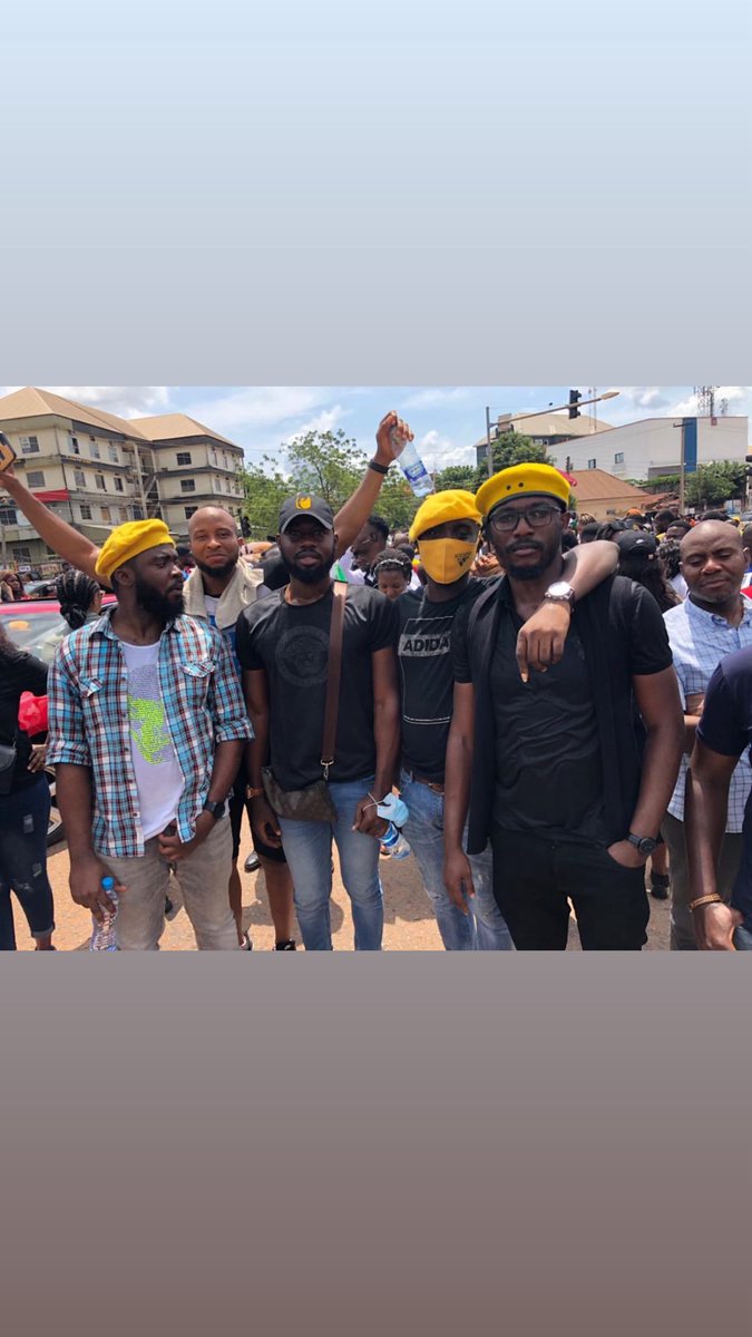 The__Vyrus's tweet photo. For #EndSARS, we showed up and showed out! Back to back! https://t.co/DHZq8b9B1b