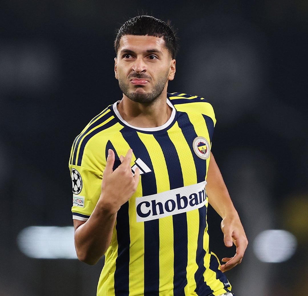 TransferWeb1's tweet photo. Oğuz Aydın, Fenerbahçe'nin Şampiyonlar Ligi tarihinde attığı en erken golü attı. (Opta) https://t.co/CXpOwLPxVa