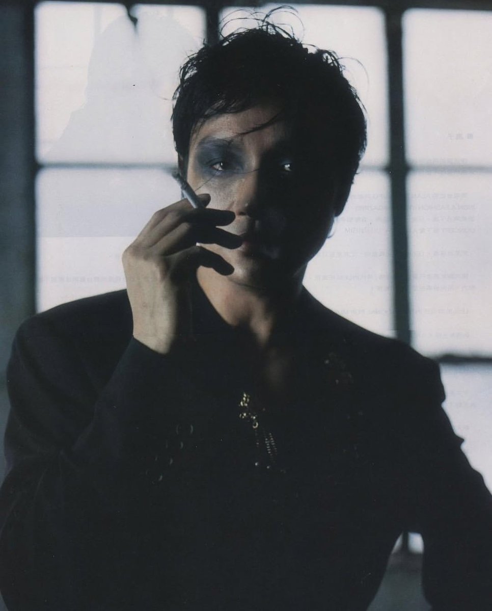 vsldoc's tweet photo. leslie cheung for city magazine (2001) https://t.co/adZXc8wmBE