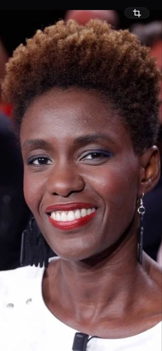 RegardsCroise's tweet photo. 🔴 INFO FLASH ⚡️ A l’instant sur @BFMTV #RokhayaDiallo répond à @ljacobelli (RN) : “On a le droit de ne pas aimer la France 🇫🇷 “

▶️ A la question ”Vous aimez la France 🇫🇷 “ elle répond “Pas telle qu’elle est aujourd’hui” https://t.co/8KGCkAOVub