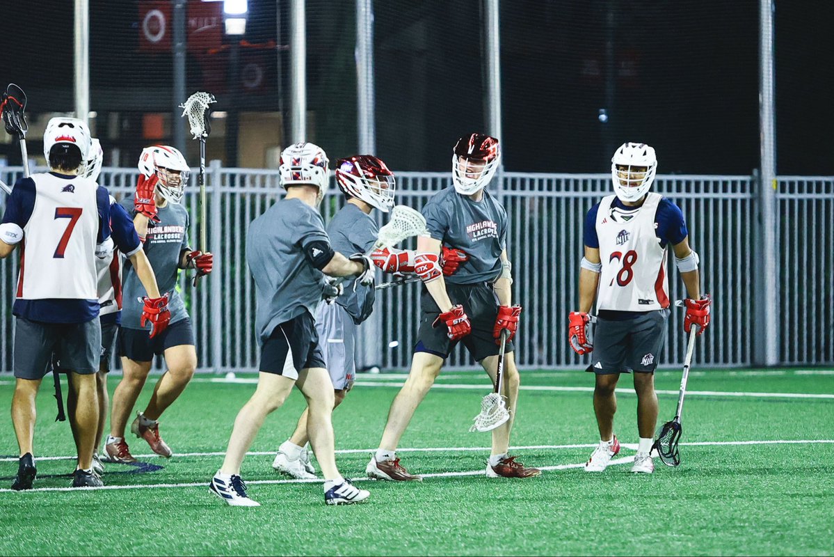 NJITMLAX's tweet photo. Alumni game 📸 

Once a Highlander. Always a Highlander. 

#RollTech⚔️ https://t.co/s6YREDnKz0