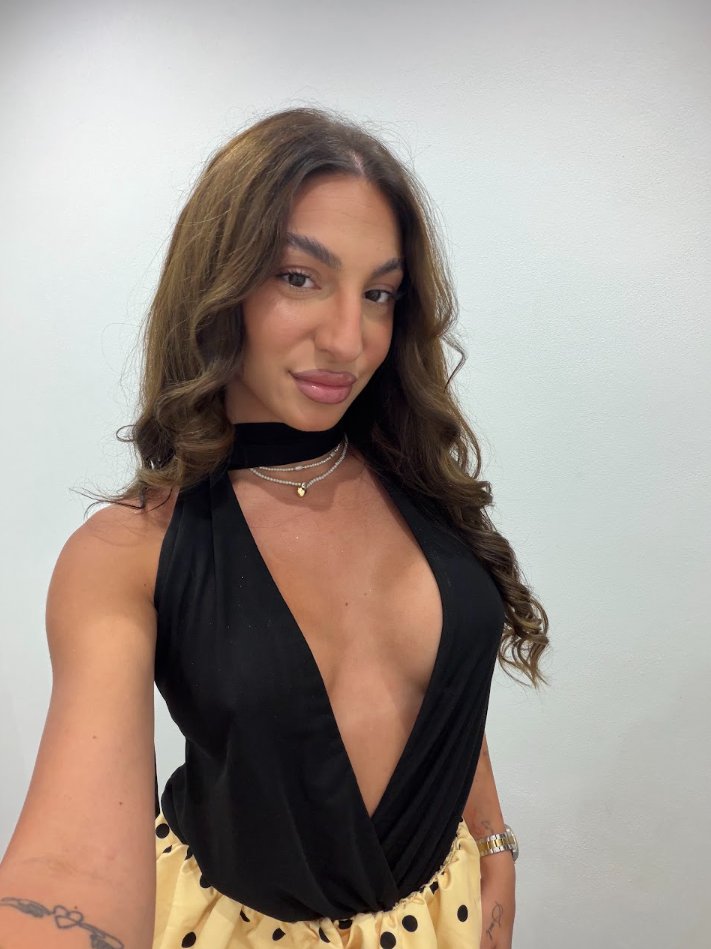 aberkidorina's tweet photo. Date night? 😋 https://t.co/A0Upir79uK