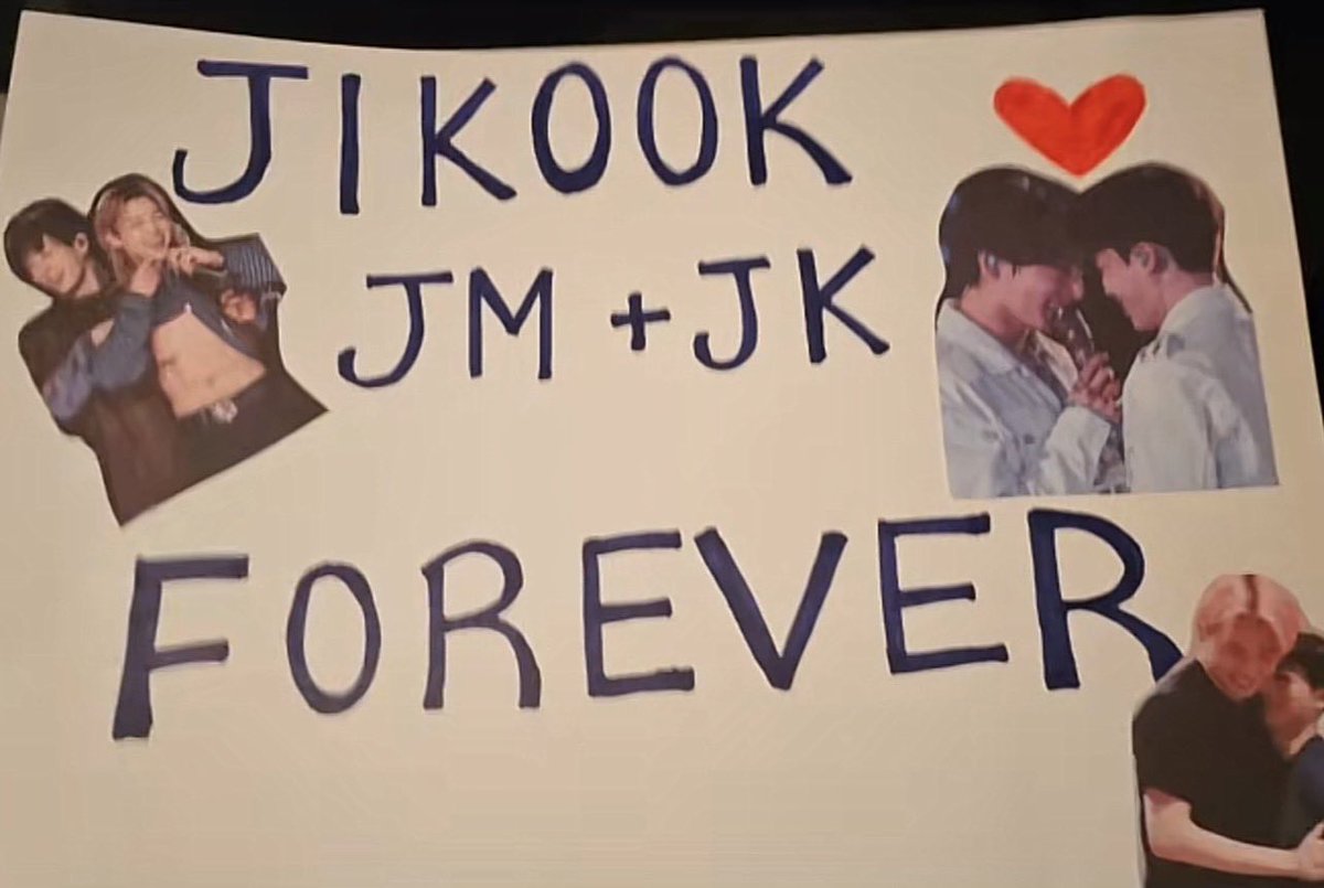 jikookb_'s tweet photo. POR QUÉ HASTA AHORA ME ENTERO QUE JIMIN VIÓ ESTO Y LA SONRISA QUE HACE 😭😭😭 https://t.co/m9CpJvaJyi