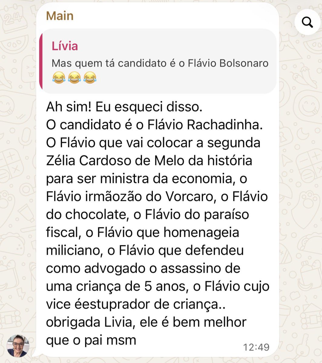 vikpedia's tweet photo. galera aparentemente eu dei início a terceira guerra mundial no grupo da família e tentaram me metralhar. só que esqueceram que eu tenho mãe https://t.co/vxAPiSKGq3