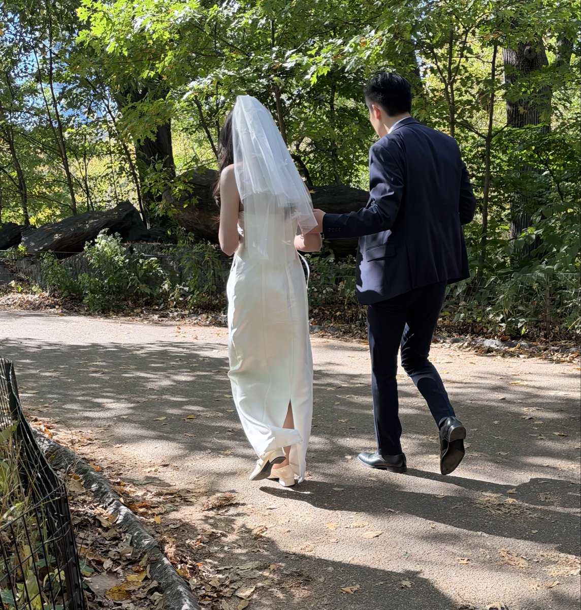 rgfeal's tweet photo. Best of luck to you two as well! Bridal photos from behind (no permission sought for photos).  #bridecpp not #birdcpp https://t.co/Jh0vkRSmUR