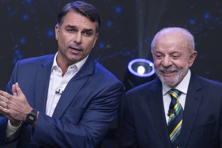 pedrorousseff's tweet photo. Flávio arregou e disse que não irá abrir os sigilos bancário e telefônico

Enquanto isso, Lula liberou o sigilo dele e dos cinco filhos

Será que o Rachadinha ainda está recebendo mesadinha secreta de banqueiro corrupto? https://t.co/weL6j7abOe