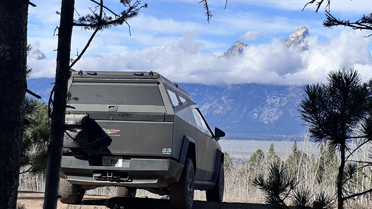 TesLatino's tweet photo. Views of Gran Teton from Bridget-Teton National Forest’s Shadow Mountain + @cybertruck https://t.co/pLZHYA2PEP