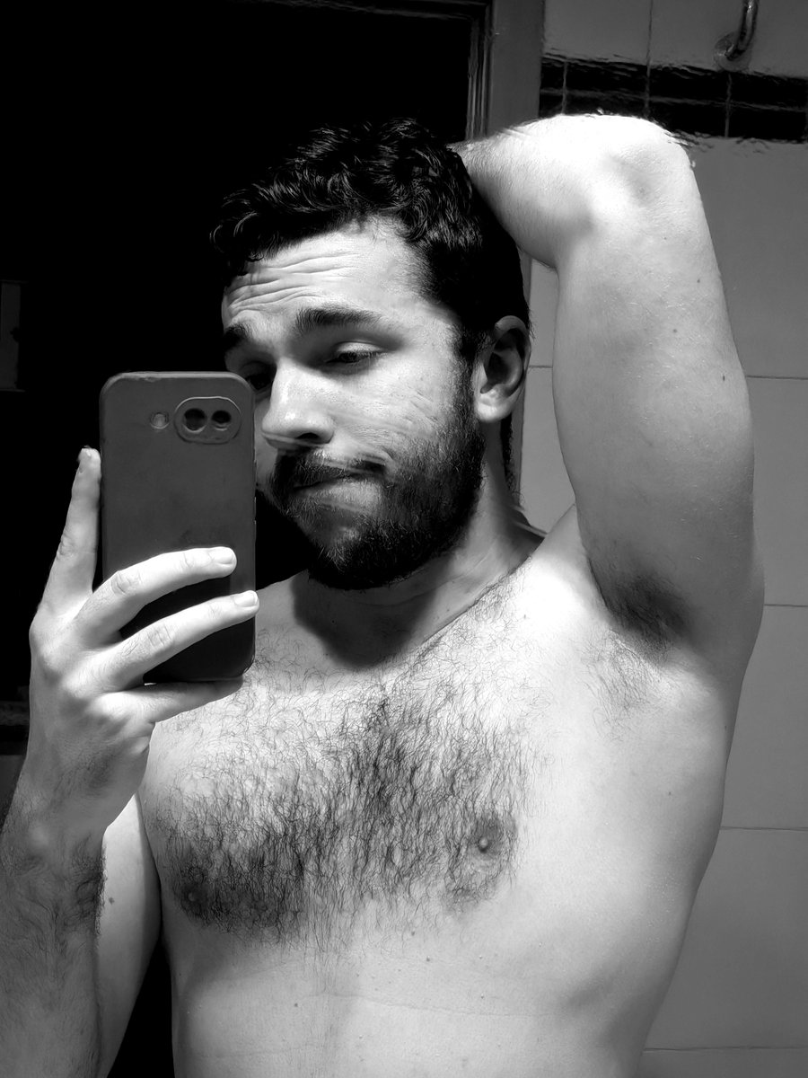MaMuHi's tweet photo. Antes y después ✂️ https://t.co/dUX2DRvWua