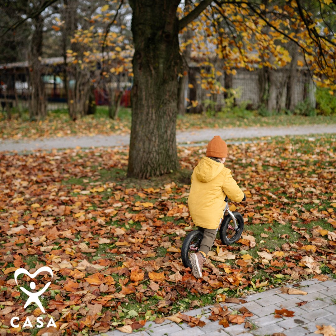 cdCASA's tweet photo. Local heroes don’t always wear capes. CASA volunteers are ordinary people doing something extraordinary: showing up for kids who need someone in their corner. 🦸 #ChelanDouglasCASA #CASAVolunteer #LocalHeroes #WenatcheeValley #BeTheVoice https://t.co/E3jLwpWkJ1