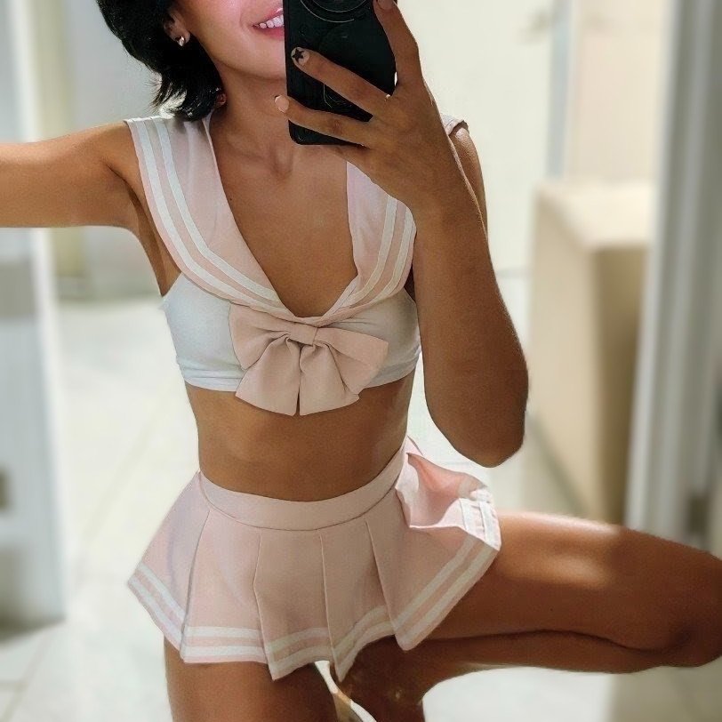 cibrian_mi67930's tweet photo. EMILY ⬇️
petite , 28 a , hermosa
https://t.co/Lwmsv3NeK6 
WhatsApp aqui : https://t.co/WJsjvMhtgm https://t.co/Xy8L7aku9F
