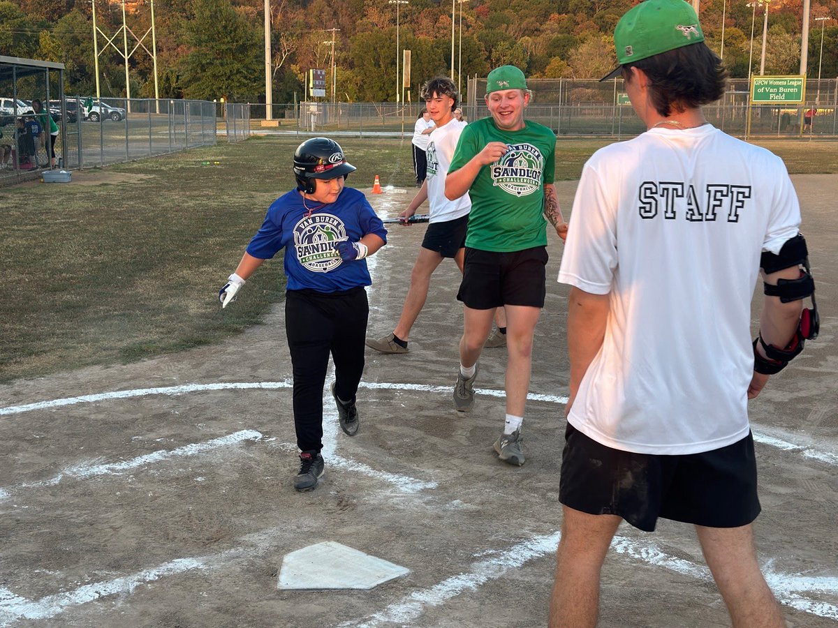 VBSDbaseball's tweet photo. Want to thank all of our players who volunteered their time for the Challenger League this fall.  Special thanks to Jaime Gibson &amp; the VB Sandlot League for giving us the opportunity to help out. 
#POINTERS https://t.co/m0lhDohkL8