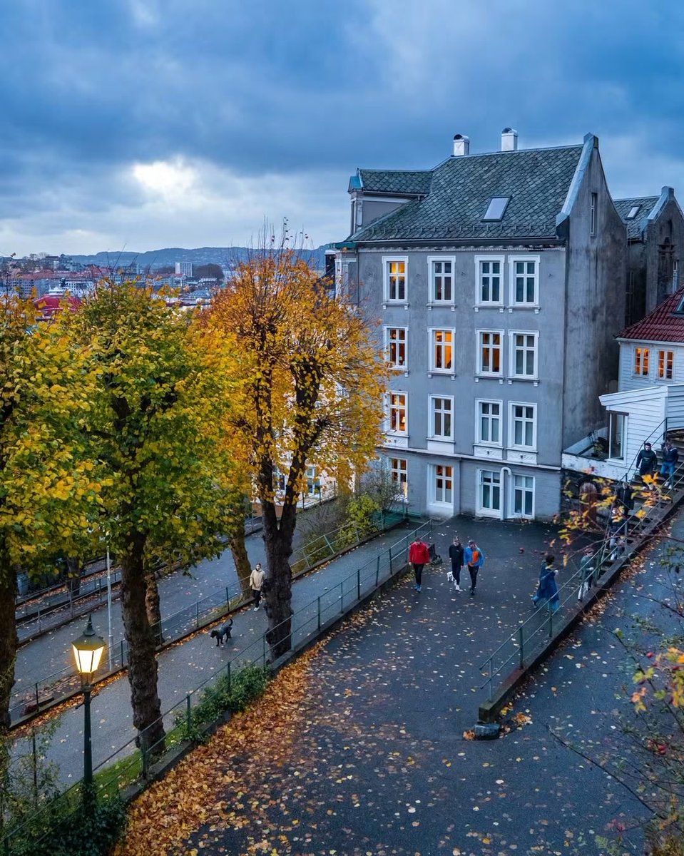 PrettyCitiesX's tweet photo. Bergen Norway 🇳🇴 https://t.co/RflXFDoG2g