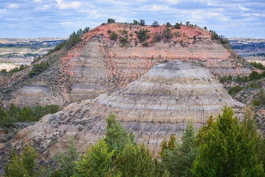 joancarroll's tweet photo. Painted Canyon Theodore Roosevelt National Park North Dakota! https://t.co/qdXQX1C2DW #paintedcanyon #nationalpark #theodoreroosevelt #northdakota #canyon #badlands #erosion #landscape #landscapephotography #geology #rock #rocky #rockformation #FAArtist #buyart #HomeDecor #wallart #artforsale #artstore #travel #travelphotography #wallartforsale #giftideas @joancarroll